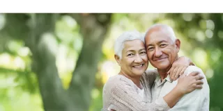 Renal Care Services - Pareja de adultos mayores pacientes renales