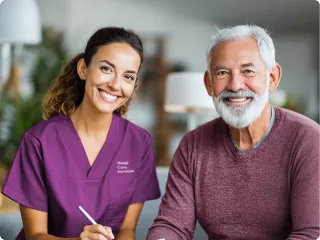 Renal Care Services - Doctora con paciente renal adulto mayor