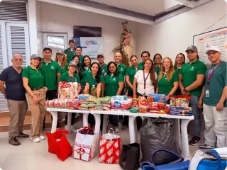 Renal Care Services - Personal de RCS en voluntariado
