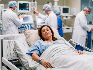 Renal Care Services - Paciente mujer recibiendo terapia de soporte renal primario